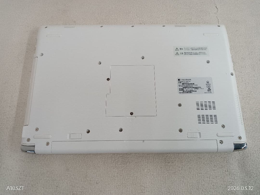 ︙dynabook P1X4JPEG キズ 8GB ストレージ無