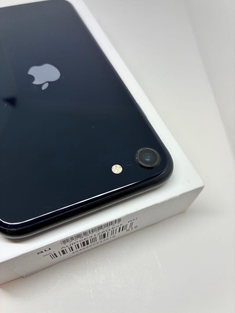 【超美品】iPhone SE3 黒　128GB SIMフリー　新品バッテリー