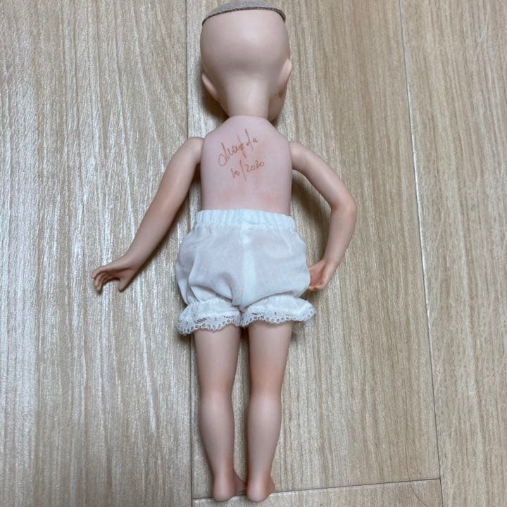 ビスクドール　創作人形　オールビスク　海外作家