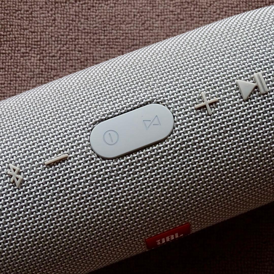 【良品】JBL Charge 3 ポータブルBluetoothスピーカー