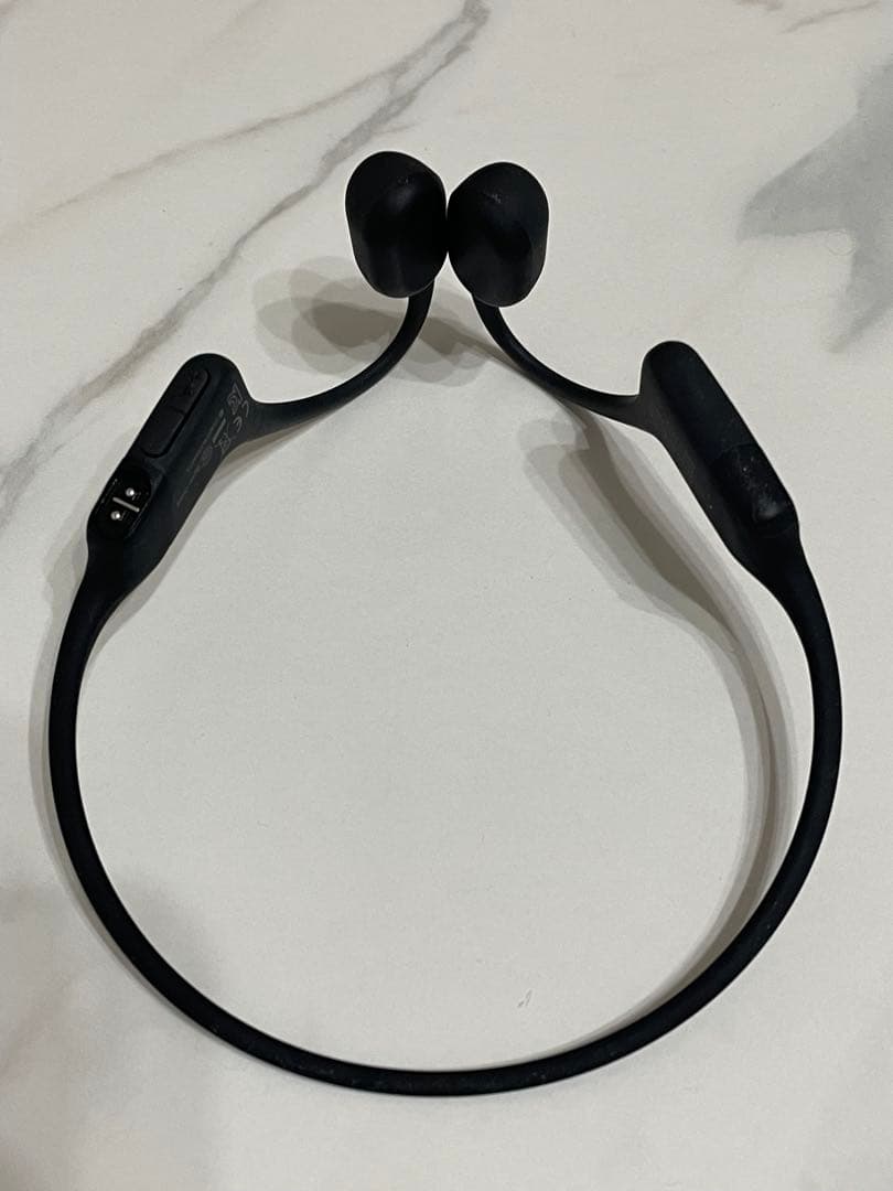 AFTERSHOKZ 骨伝導イヤホン
