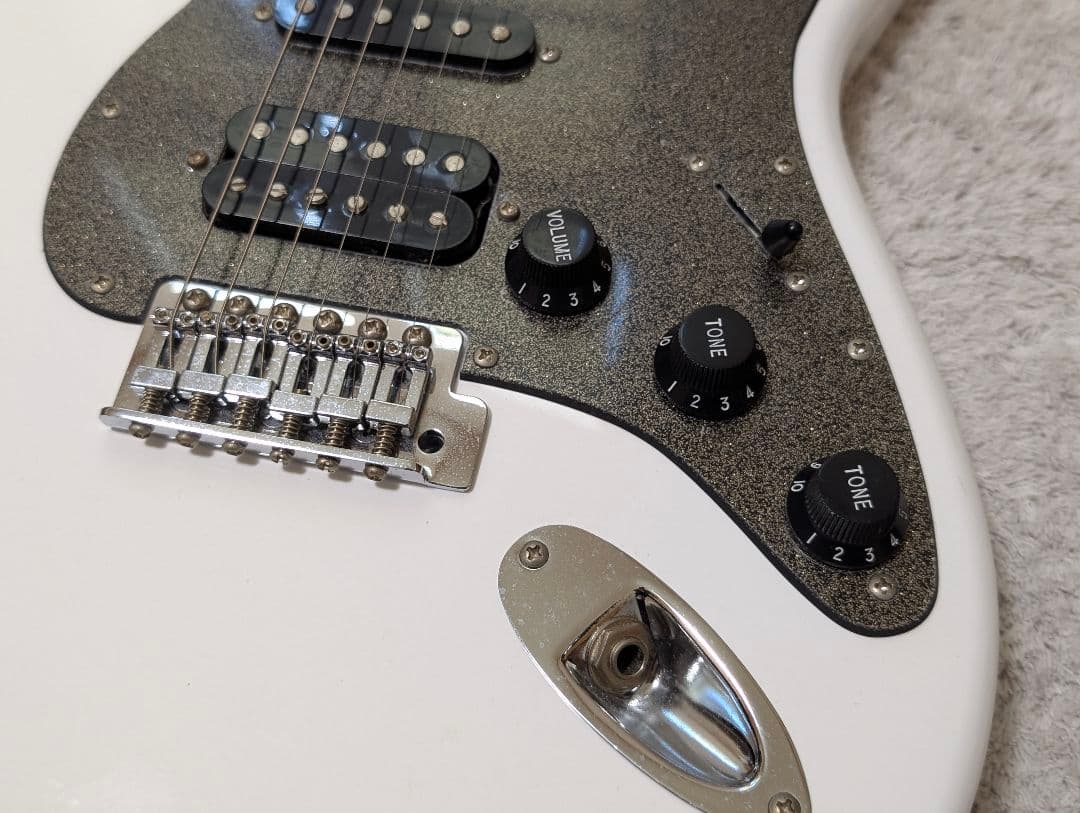 ギター Squier Affinity HSS llic White 2020