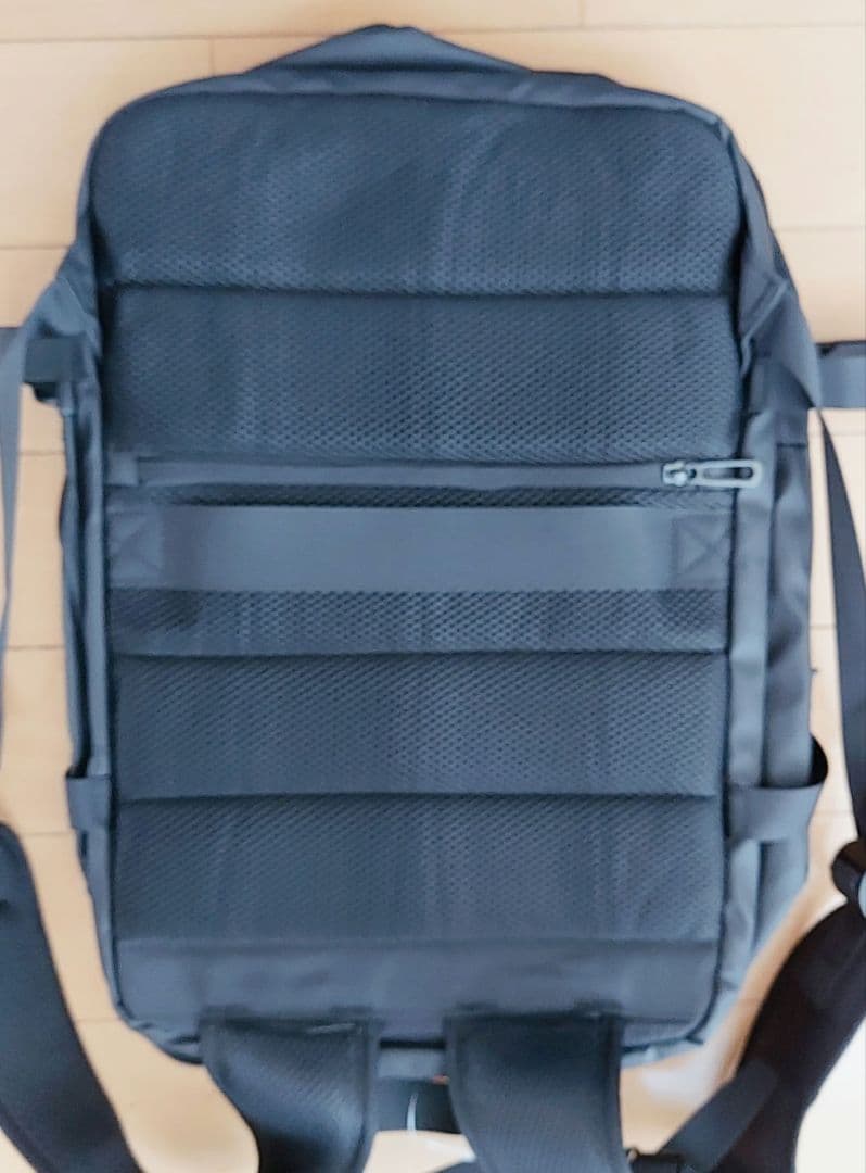 大容量防水トラベルリュック　USB充電バックパック
