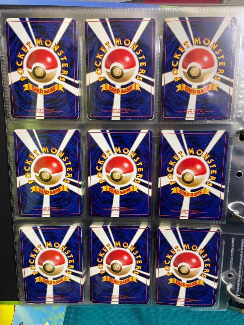 【超貴重】ポケモンカード旧裏キラカードまとめ売り②豪華ピカチュウのバインダー付き