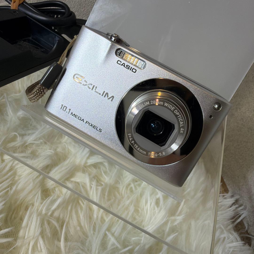 【動作確認済】CASIO EXILIM EX-Z100 カシオ　コンデジ　充電器