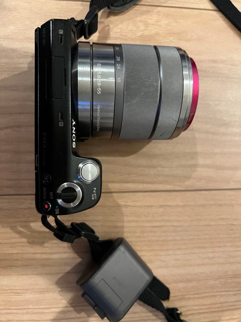 Sony NEX-5 ミラーレス一眼カメラ　デジカメ　フラッシュ付き