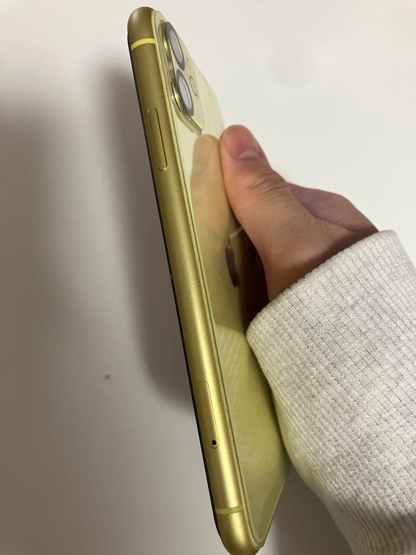 iPhone 11 イエロー 128GB SIMフリー