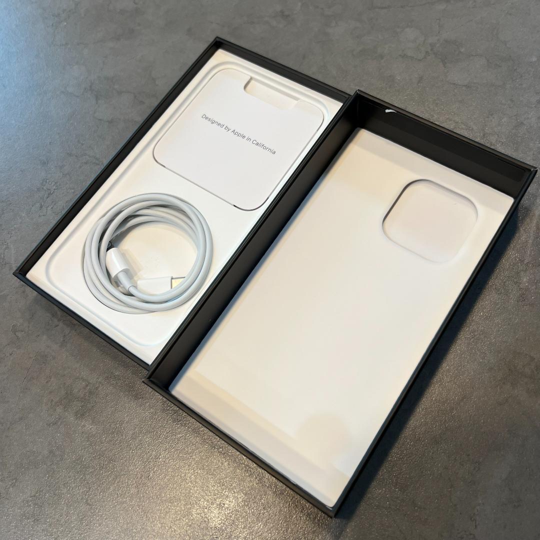 ゆ*る様 iPhone 13 Pro 128GB【アルパイングリーン】