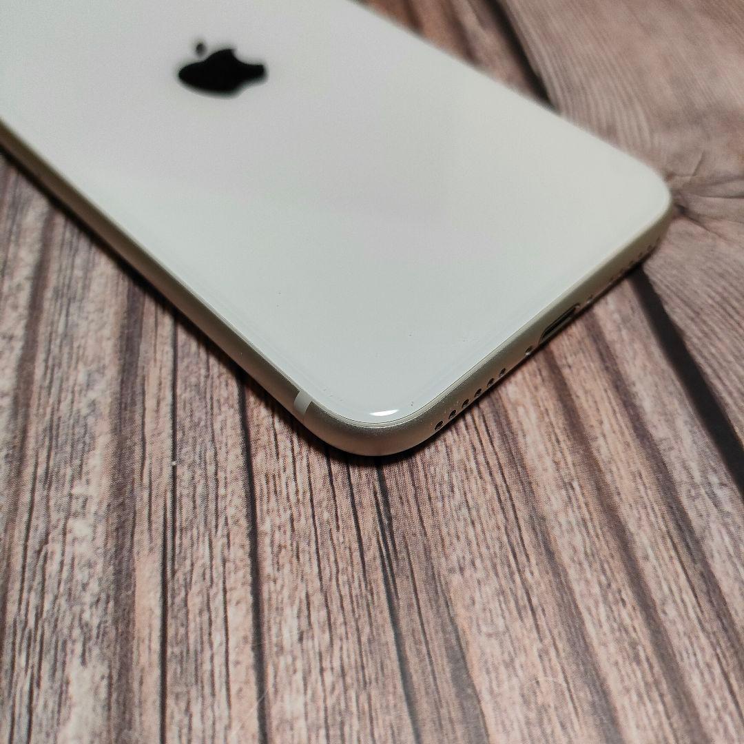 iPhone SE 第3世代 64GB バッテリー96%