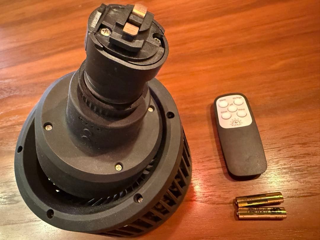 BARREL エクメアムーブ　送風機　首振り　リモコン付き　タイマー付き　植物