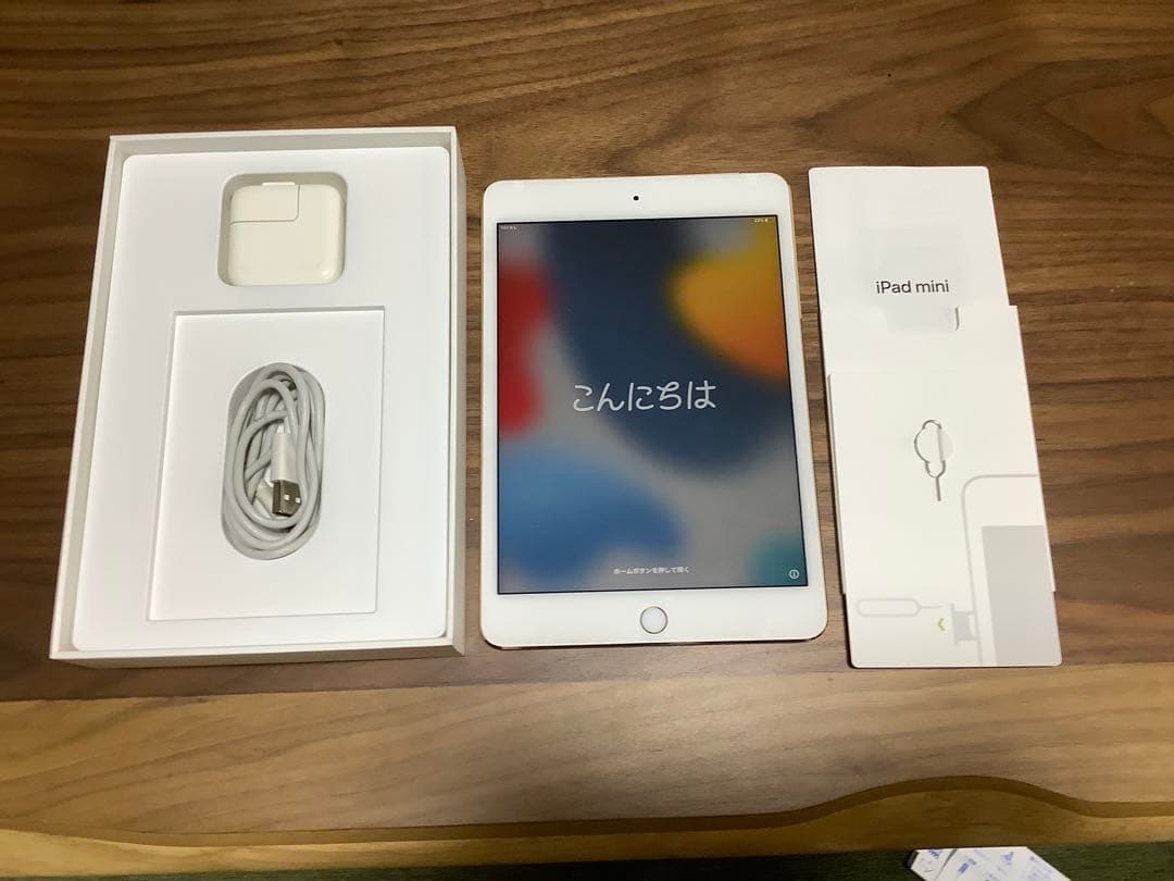 【Apple iPad mini 第4世代　ゴールド 】