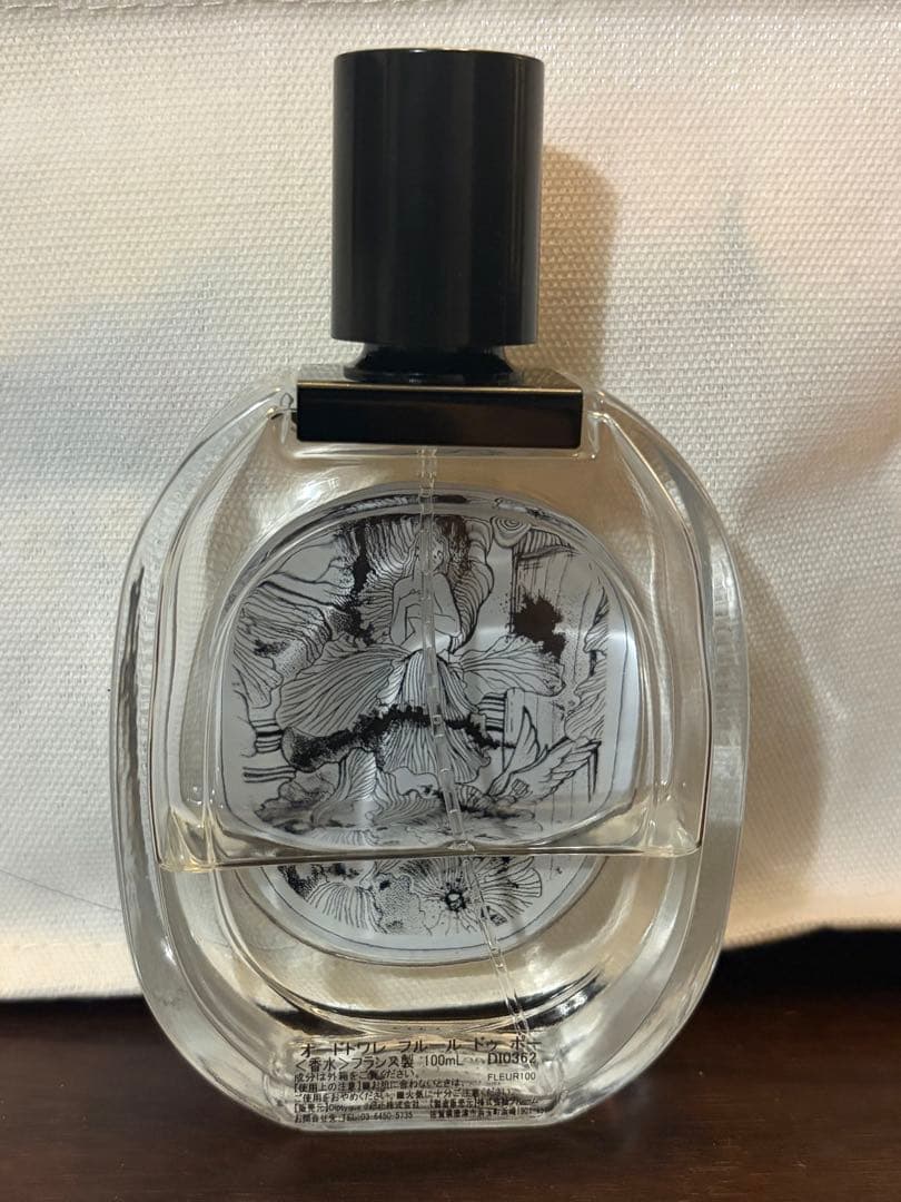 diptyque Fleur de Peau オードトワレ