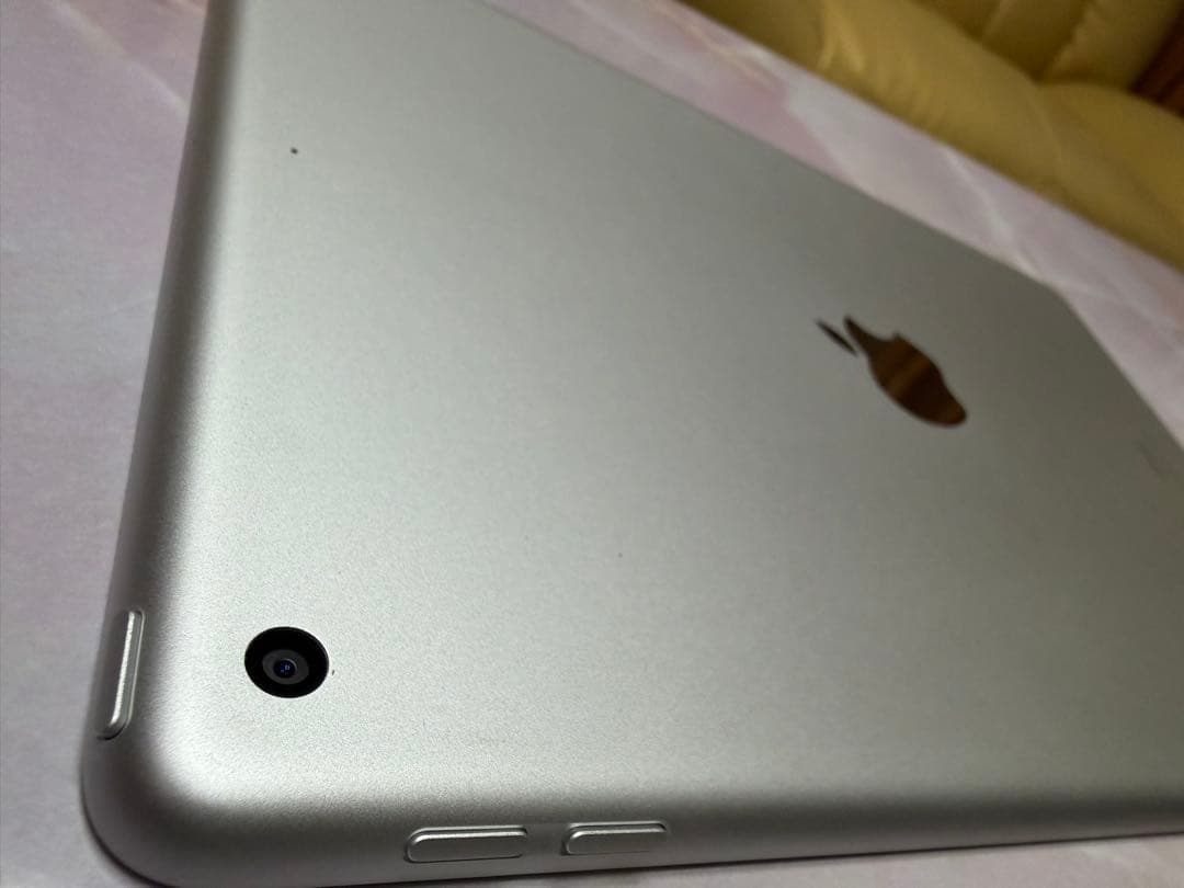 Apple iPad 9世代 Wi-Fiモデル 64GB シルバー