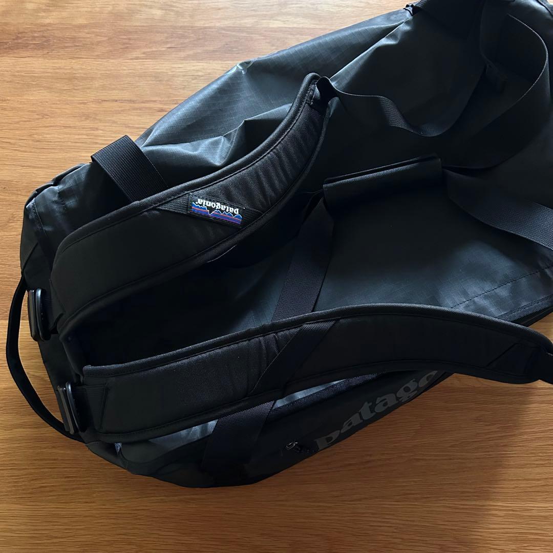 新品未使用品！　パタゴニア ブラックホールダッフル55L