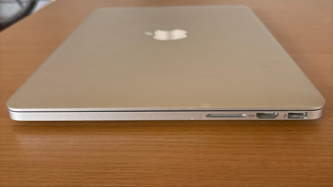 MacBook Pro 13.3インチ model: A1502