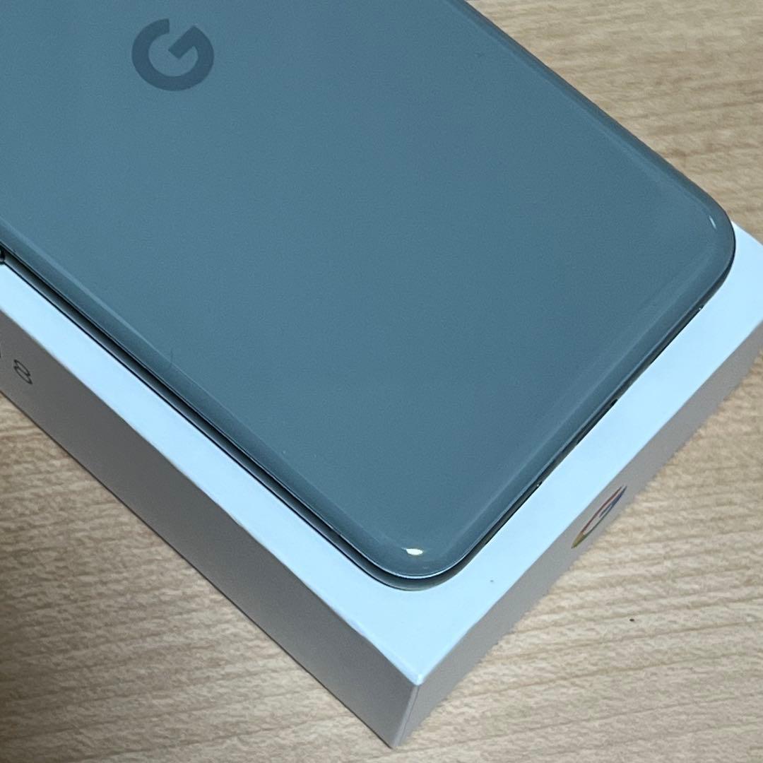 Google Pixel 8 SIMフリー　Hazel ヘーゼル 美品