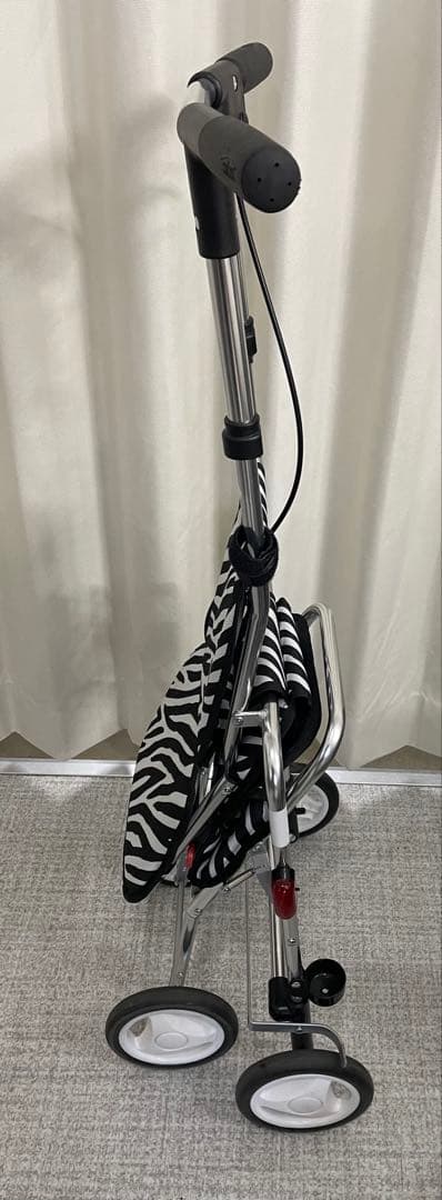 美品 シルバーカー Associe アソシエ