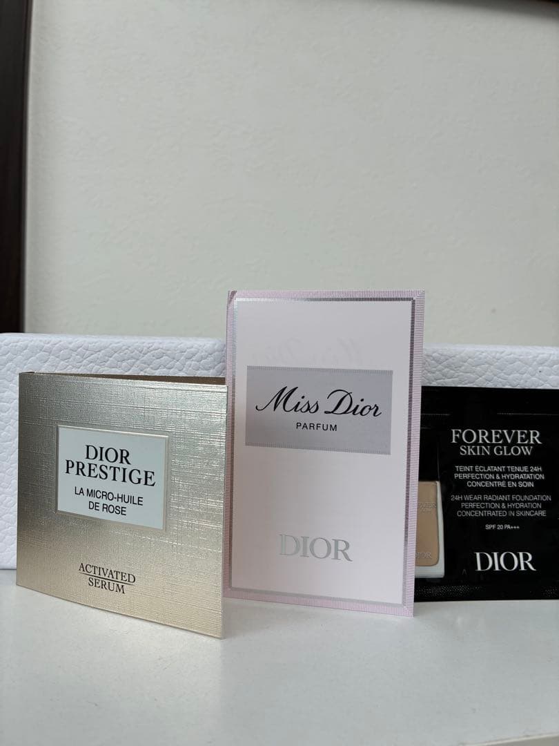 Miss Dior ボディミルク 175ml 【新品】　サンプル付き