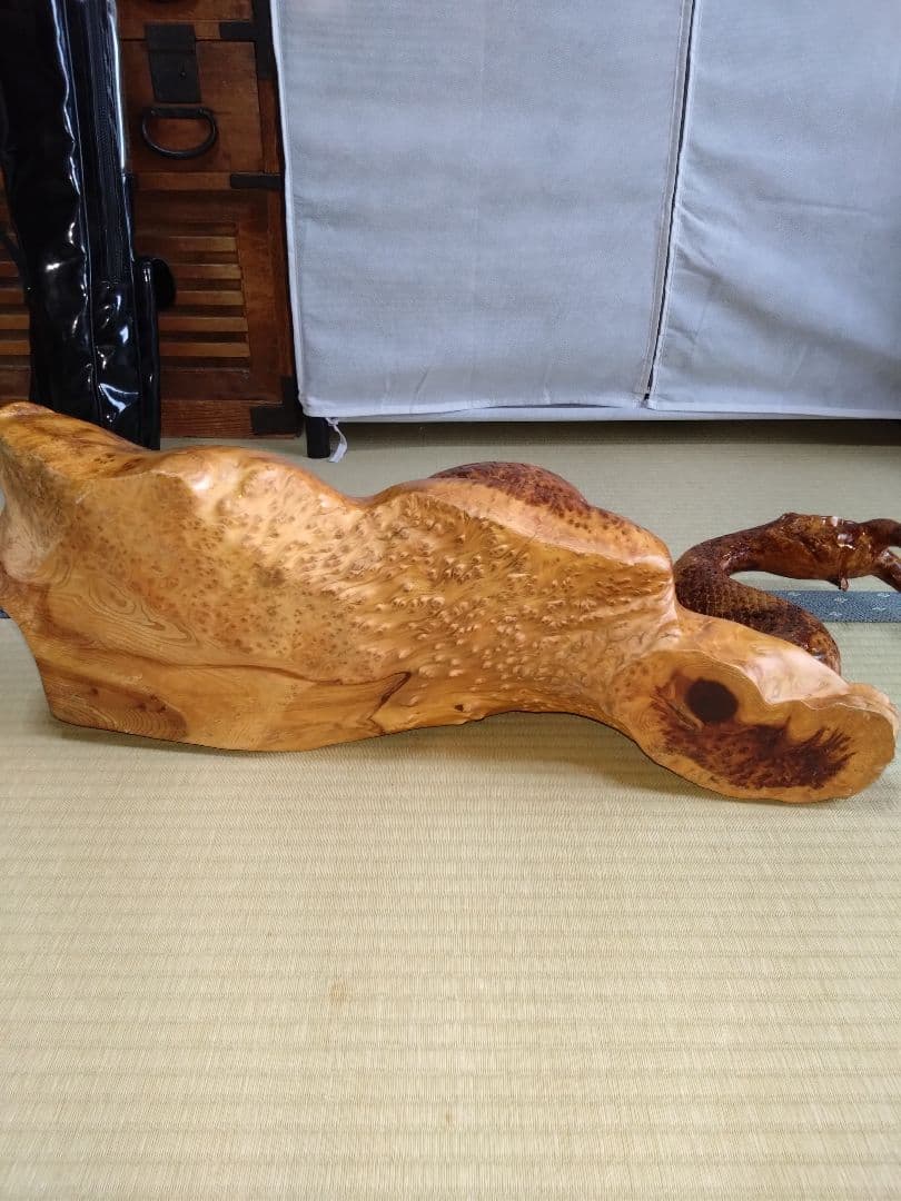 木製 蛇の彫刻 大きめ