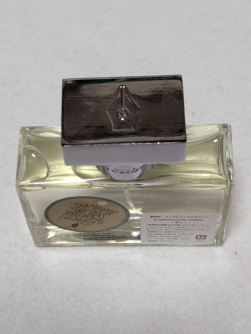 フィクションズロンドンShe Knew He Was Forever EDP