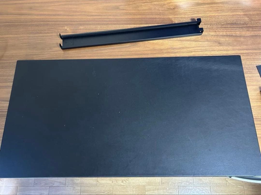 カッシーナ イクスシー Cassina ixc ブロード BROAD デスク