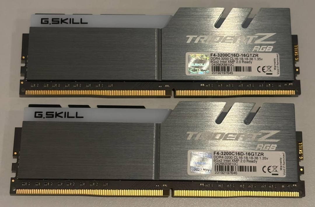 メモリー G.SKILL Trident Z RGB DDR4-3200 16gb