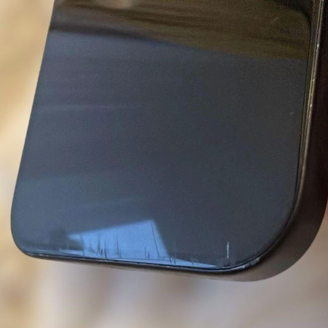 【ゆうと】iPhone15 128GB ブラック　訳あり