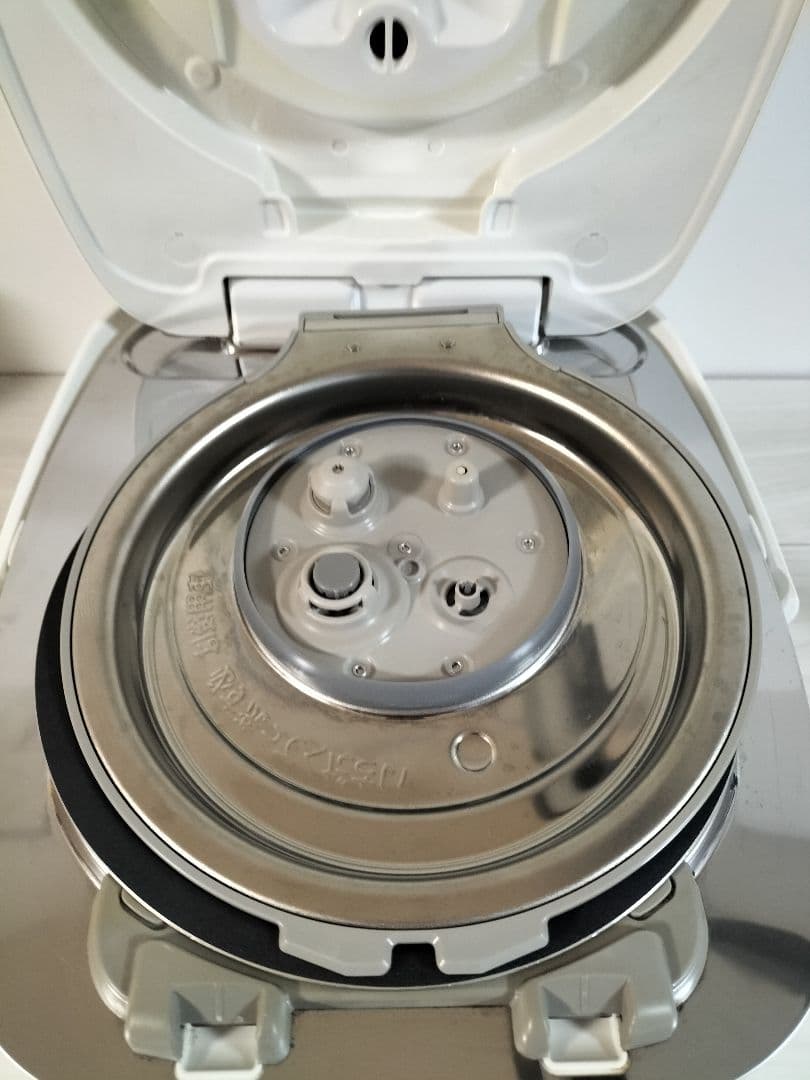 Panasonic 5.5合可変圧力IHジャー炊飯器