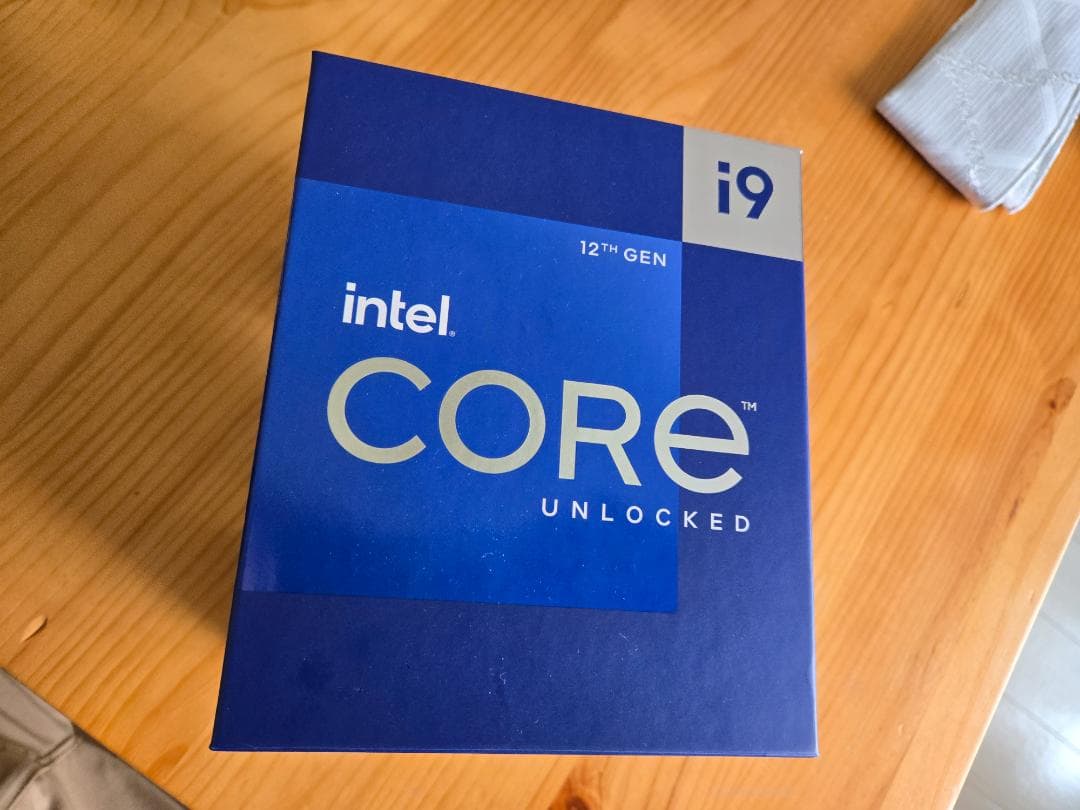 CPU Intel Corei9 プロセッサー 12900K
