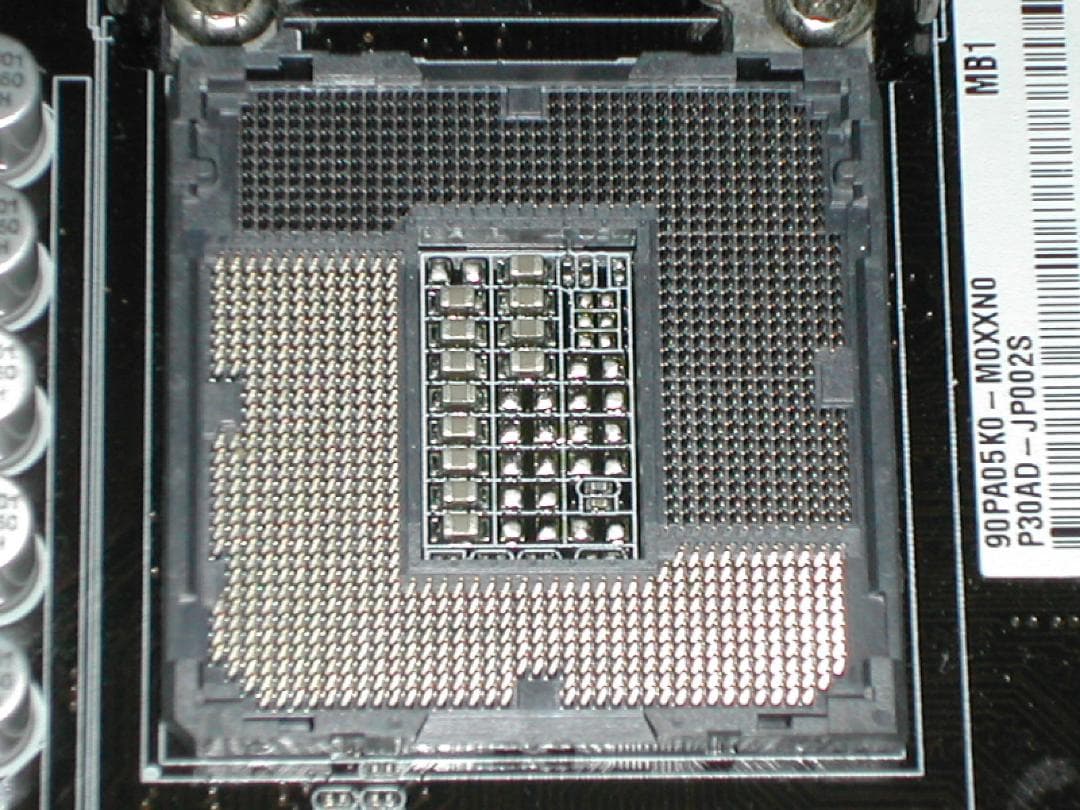 CPU、メモリ付き　ASUS P30AD用マザボ H81I-PLUS