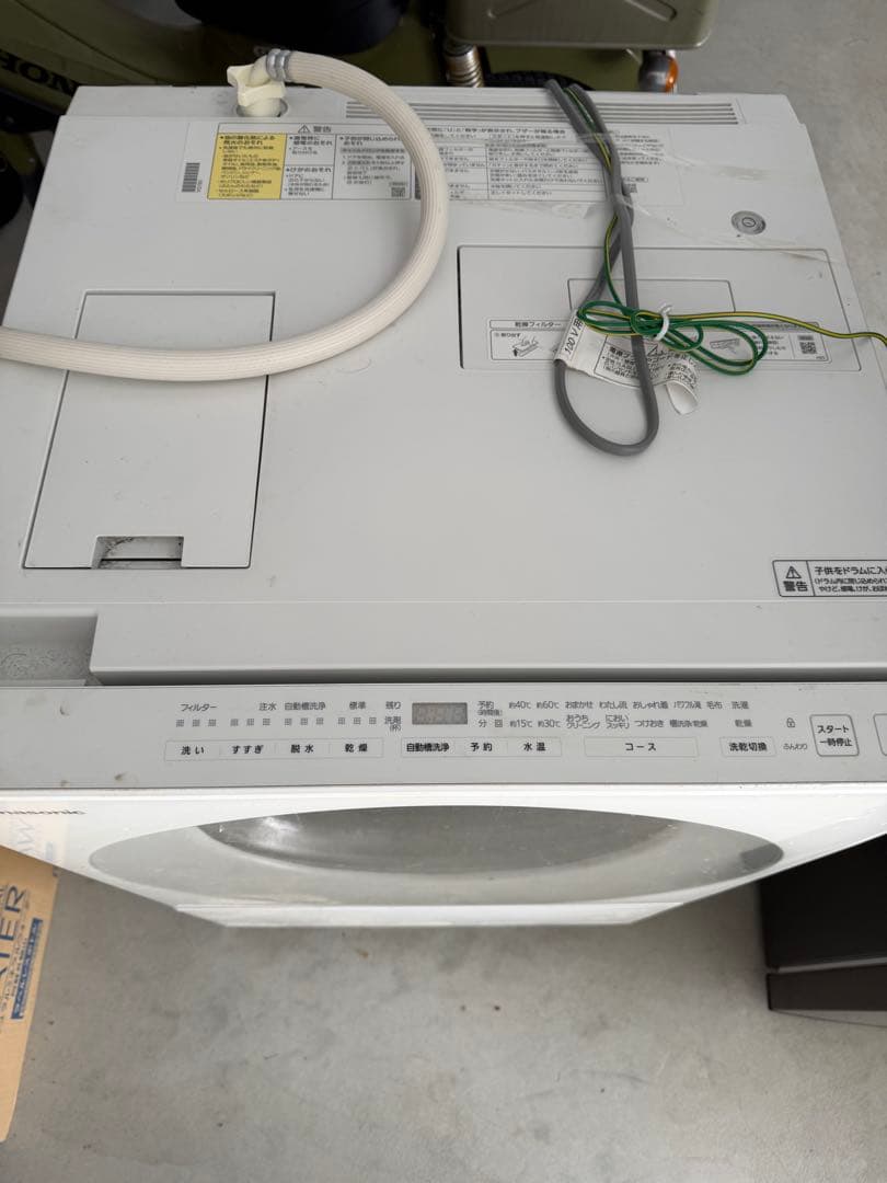 パナソニック　ドラム式洗濯機　右