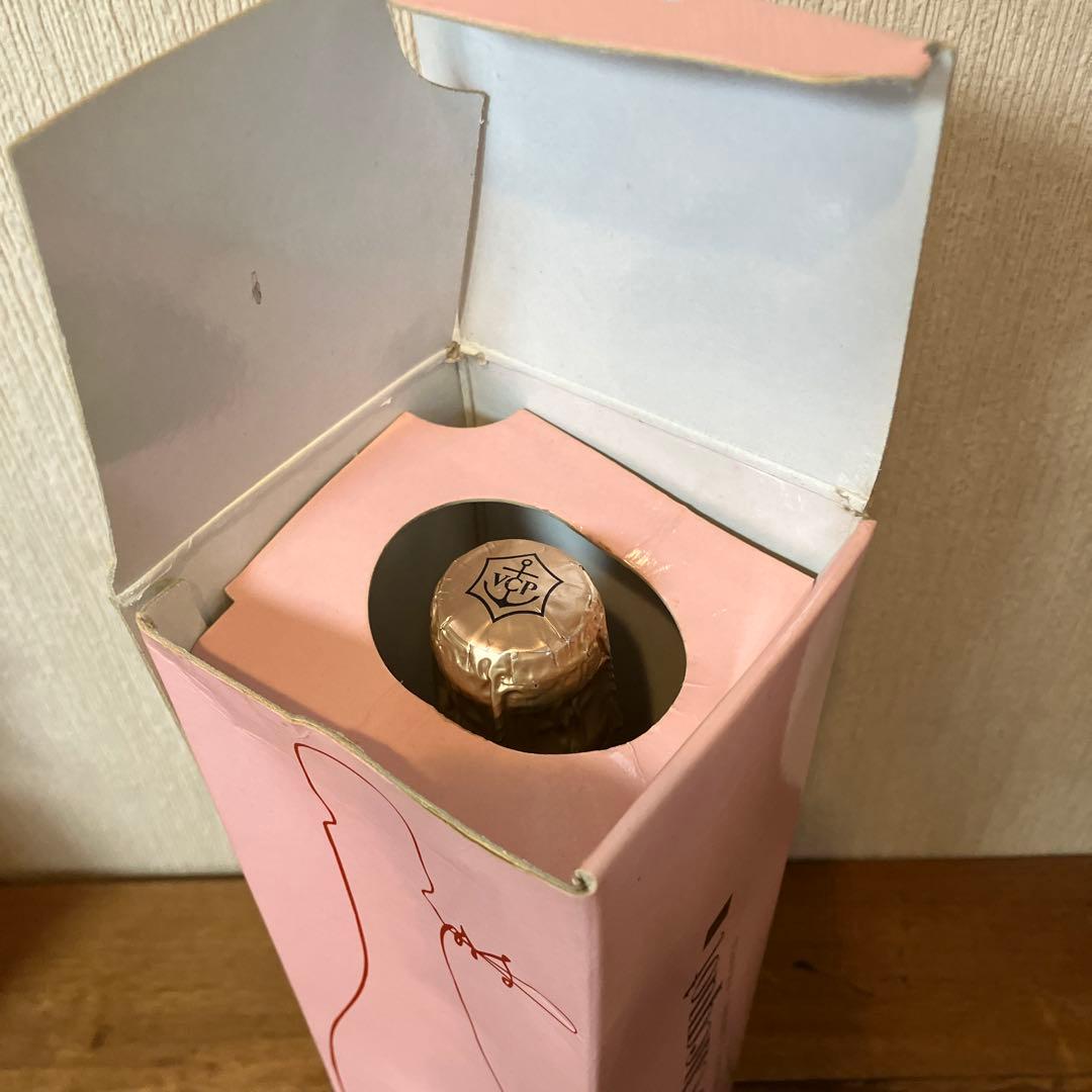 ヴーヴクリコ ローズラベル ブリュット750ml シャンパン ロゼ