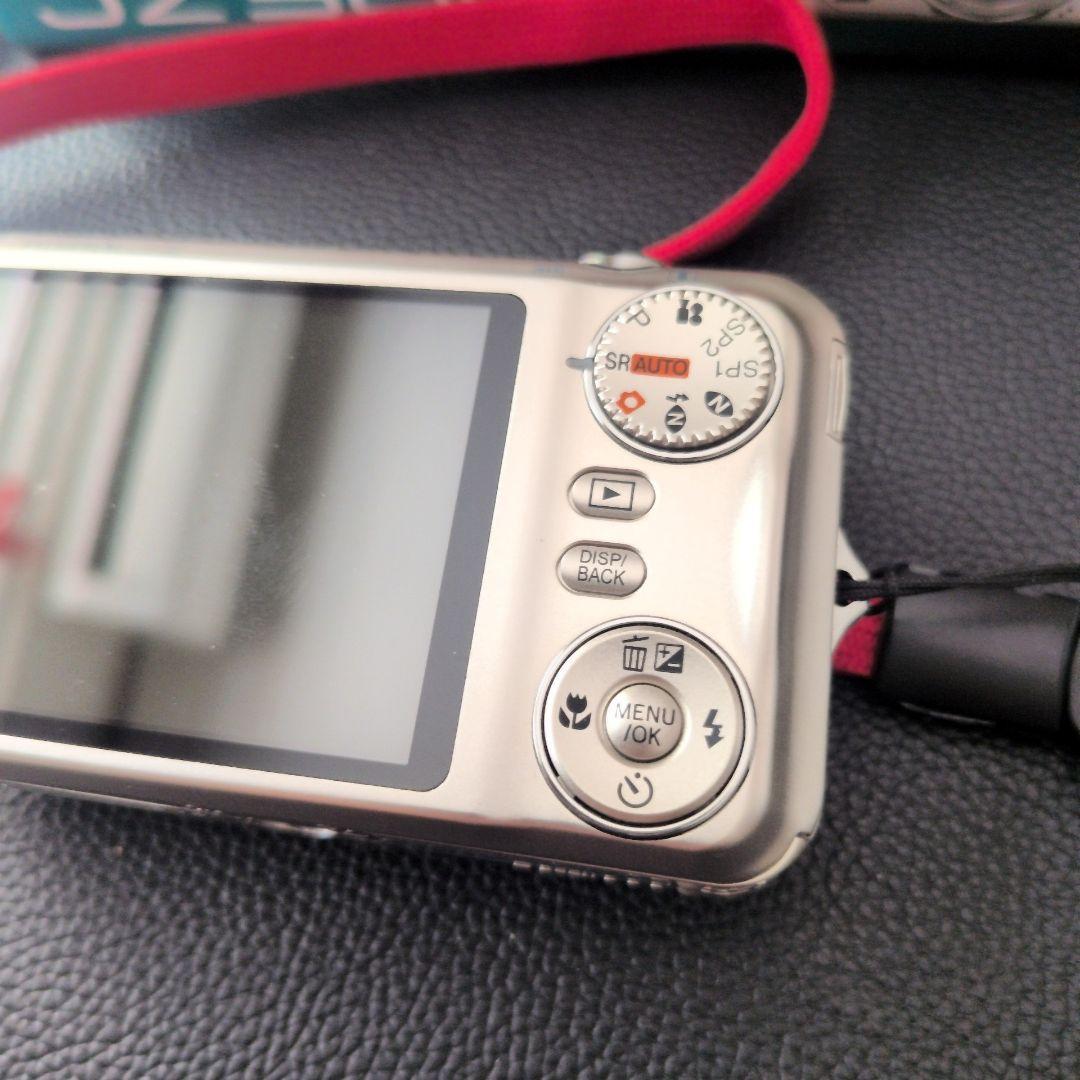 デジタルカメラ FUJIFILM FinePix JZ300