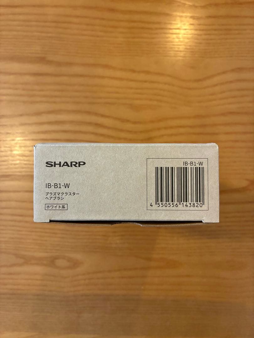 SHARP スカルプブラシ IB-B1-W プラズマクラスター　ヘアブラシ