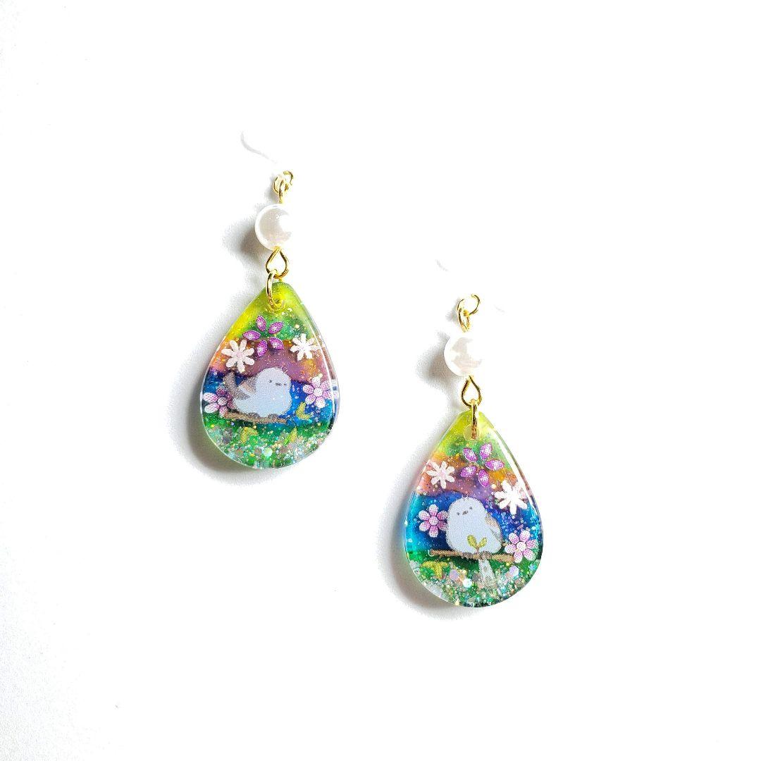 No.1610-C　シマエナガ☆お花☆パール☆レジン☆ピアス・イヤリング