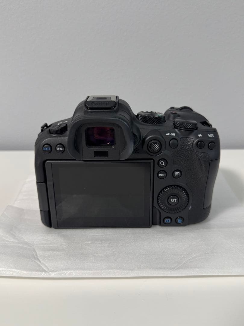Canon EOS R6 Mark II ボディ 本体 ミラーレス カメラ