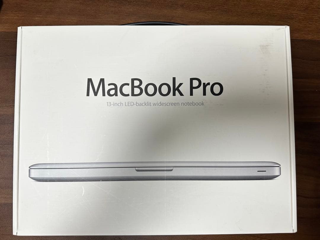 MacBook Pro 13インチ 2010 A1278 初期化済み　箱あり