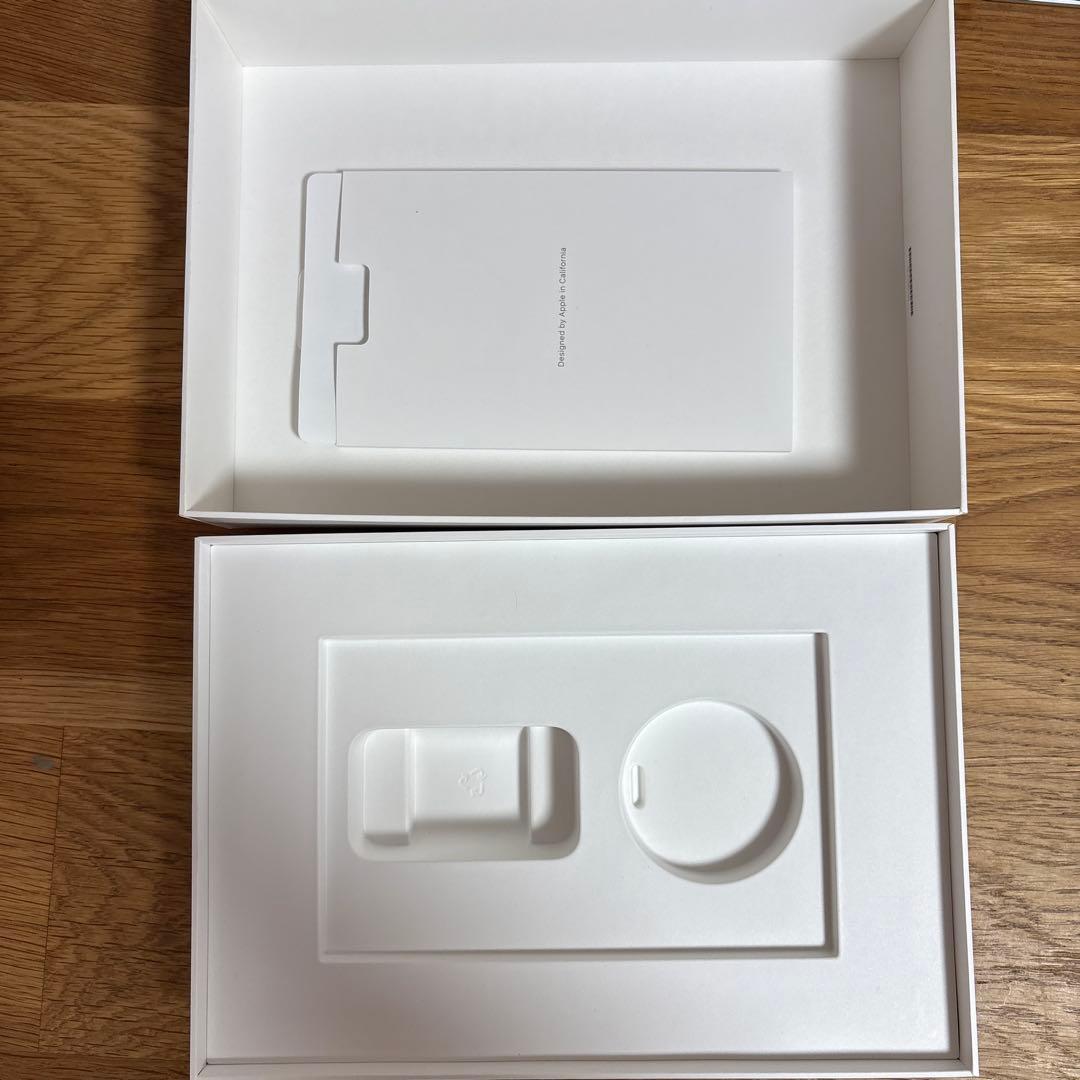(良品)Apple iPad 第9世代 256GB 充電器 USBキーボード付き