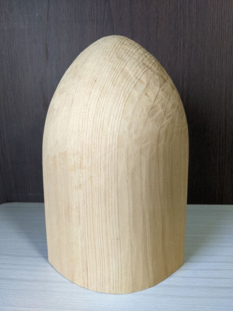 安らぎを届ける平和観音さま　　　　　　　　作品番号P−17　彫刻家　岩村一博