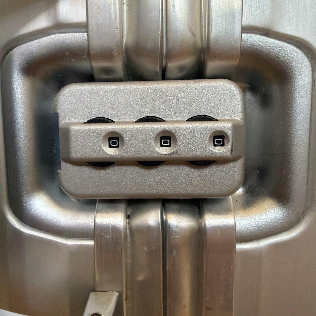 RIMOWA キャリーカート スーツケース　鍵付き