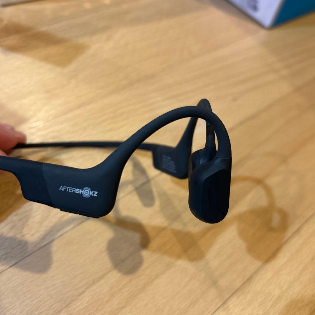 AFTERSHOKZ AEROPEX 骨伝導イヤホン