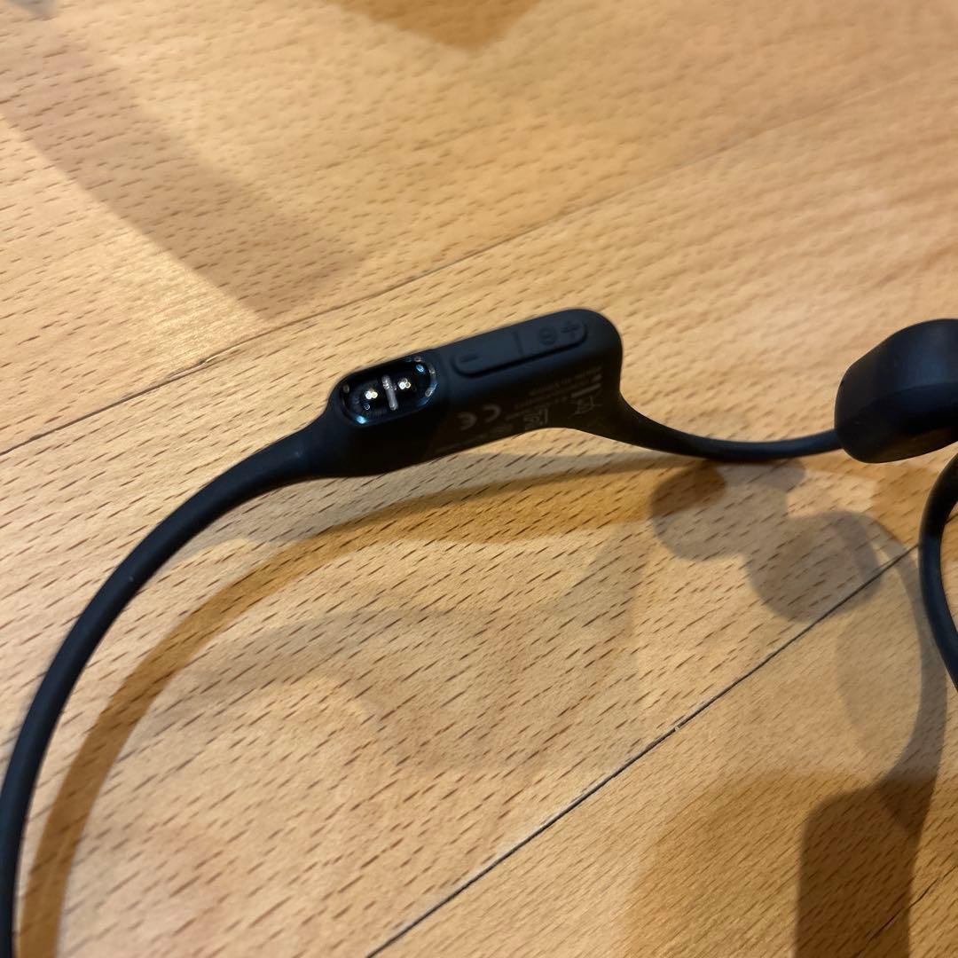 AFTERSHOKZ AEROPEX 骨伝導イヤホン