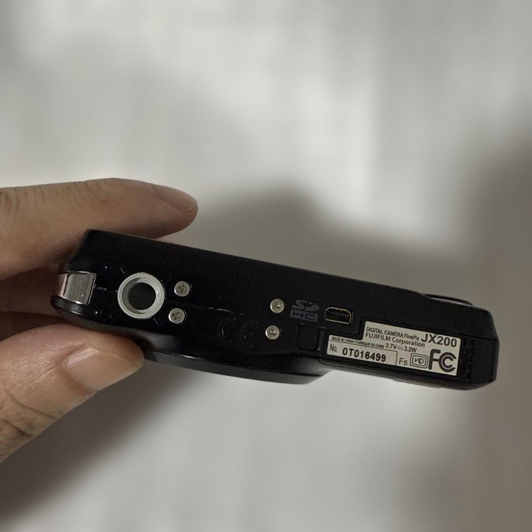❗️激安価格❗️デジカメ　本体　FUJIFILM Finepix JX200