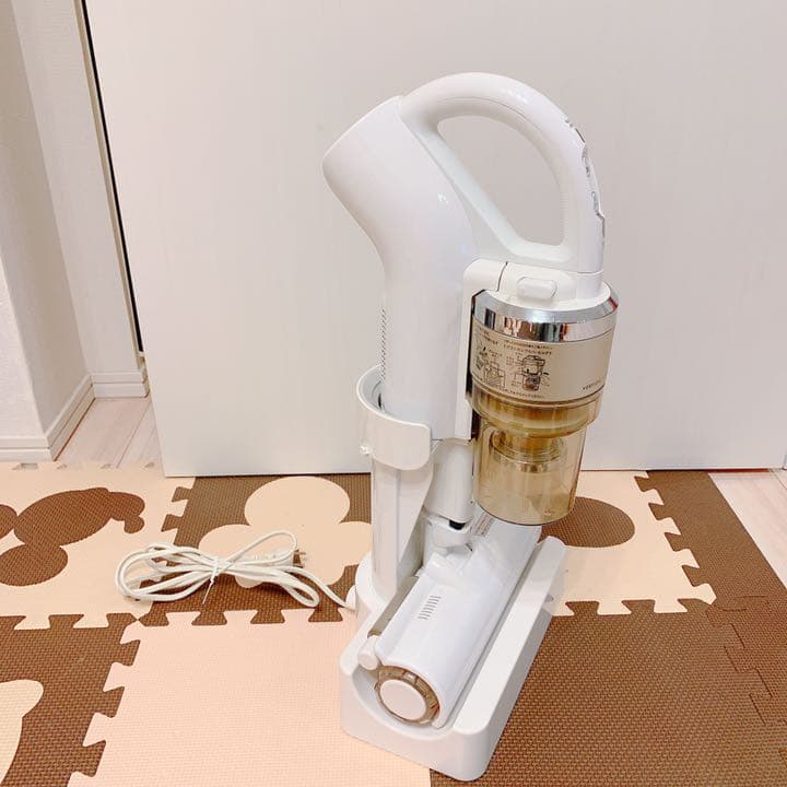 東芝 ふとんクリーナー VC-CLF1-W