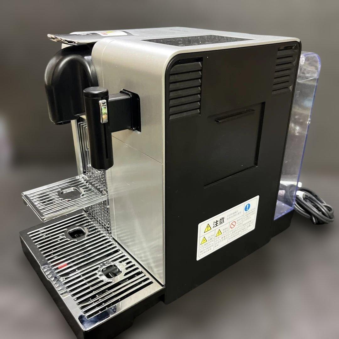 ネスプレッソコーヒーメーカー ラティシマ・プロ型番F456