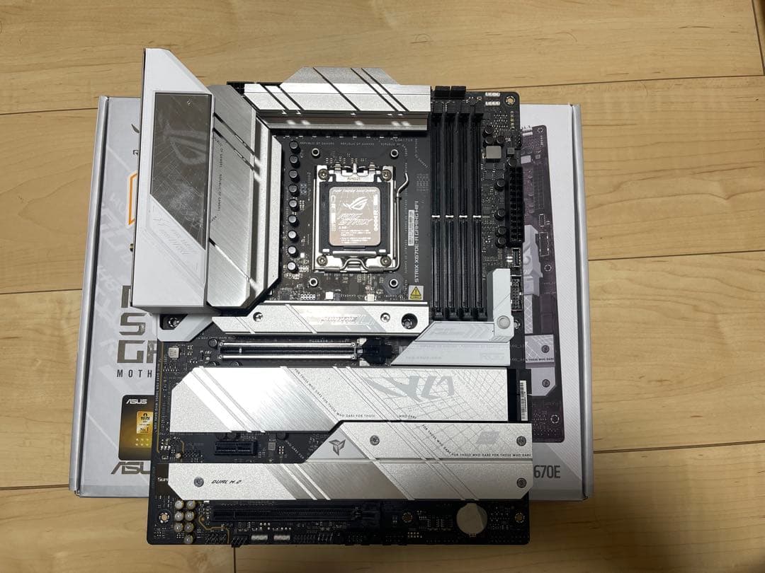 マザーボード ASUS ROG STRIX X670E-A GAMING WIFI
