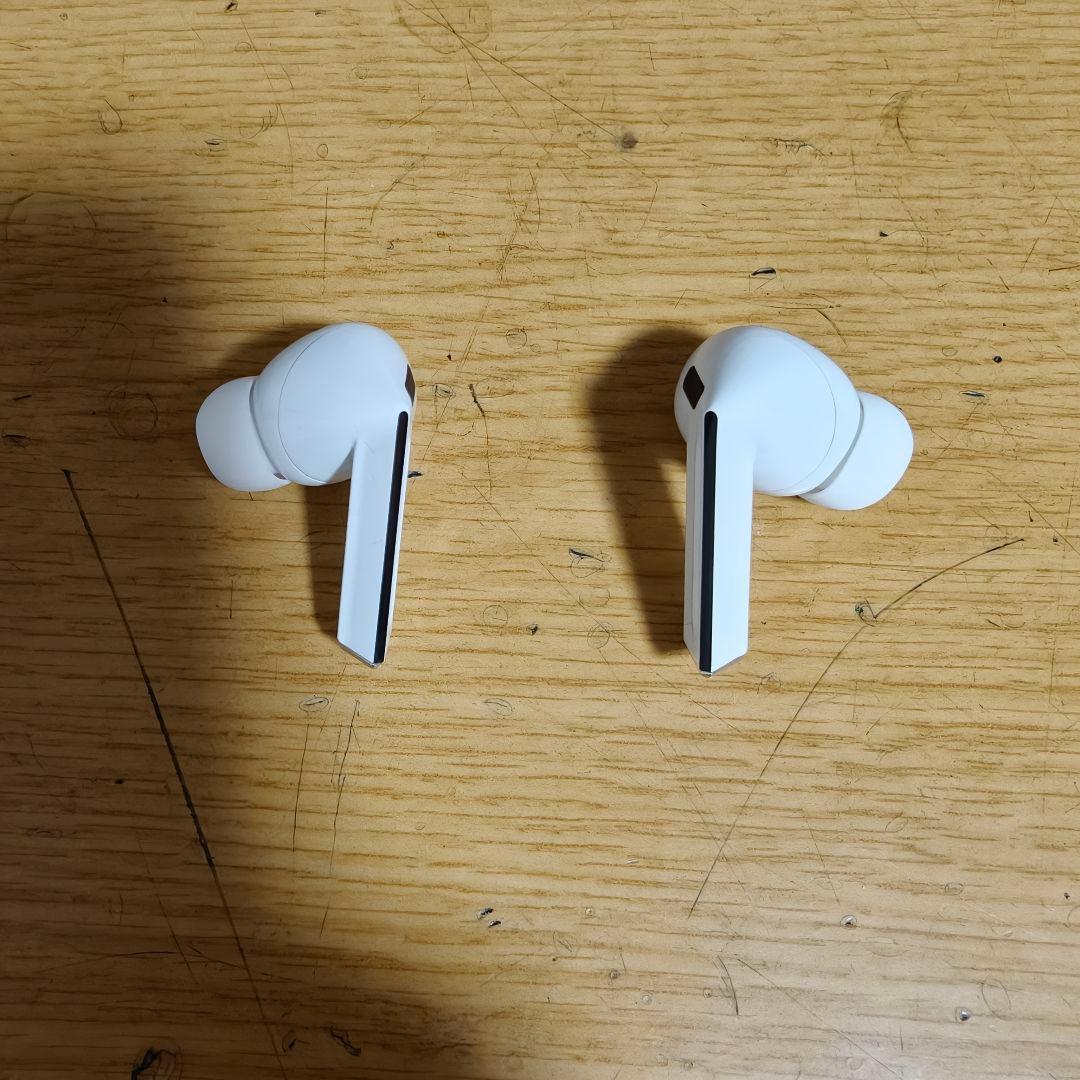 Galaxy Buds 3 Pro　ホワイト