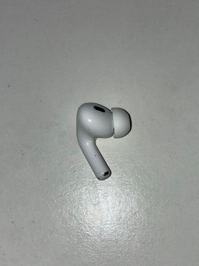 Apple AirPods Pro 第二世代　左耳のみ　Ｌ