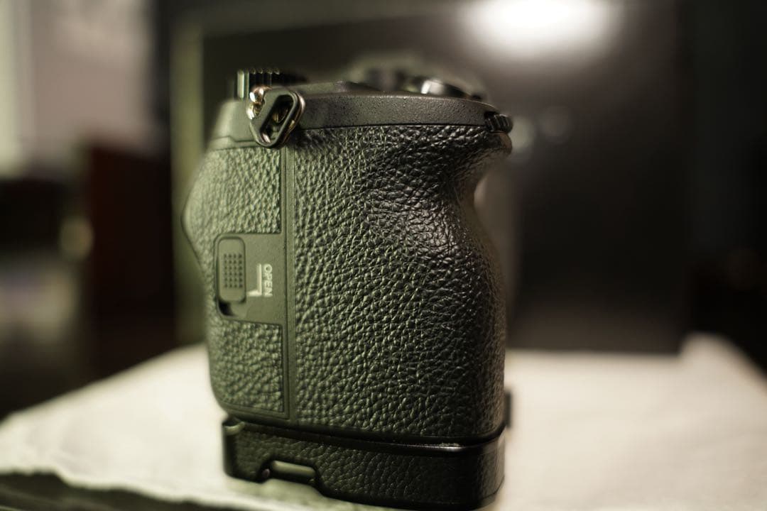 【美品】SONY α7IV ボディ ILCE-7M4英語有