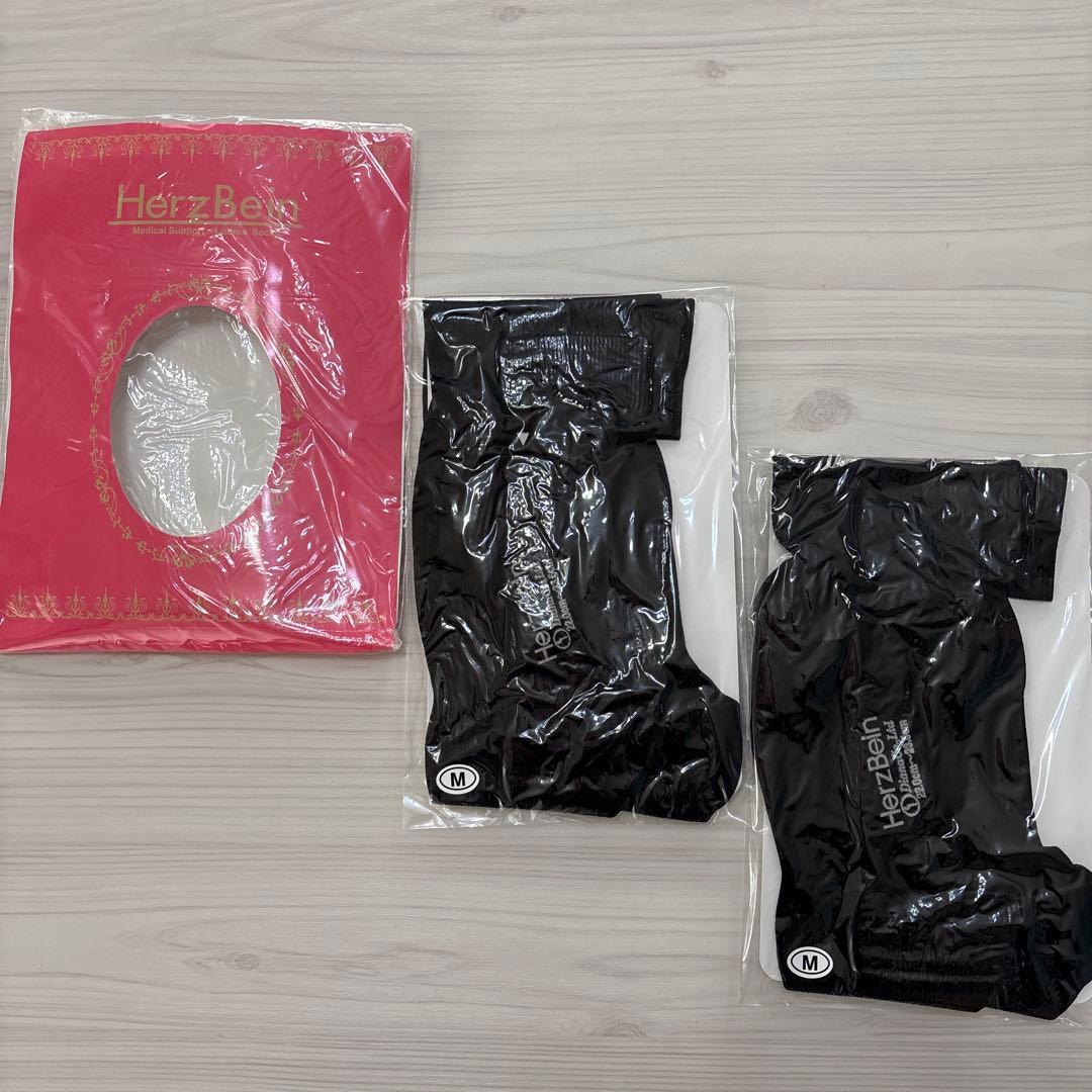 【新品未使用】 Diana HerzBein 着圧ソックス 4足セット